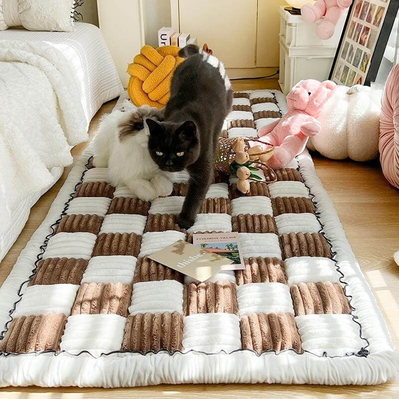 Cream-colored Large Plaid Square Fuzzy Pet Dog Mat Bed Sofa Cover