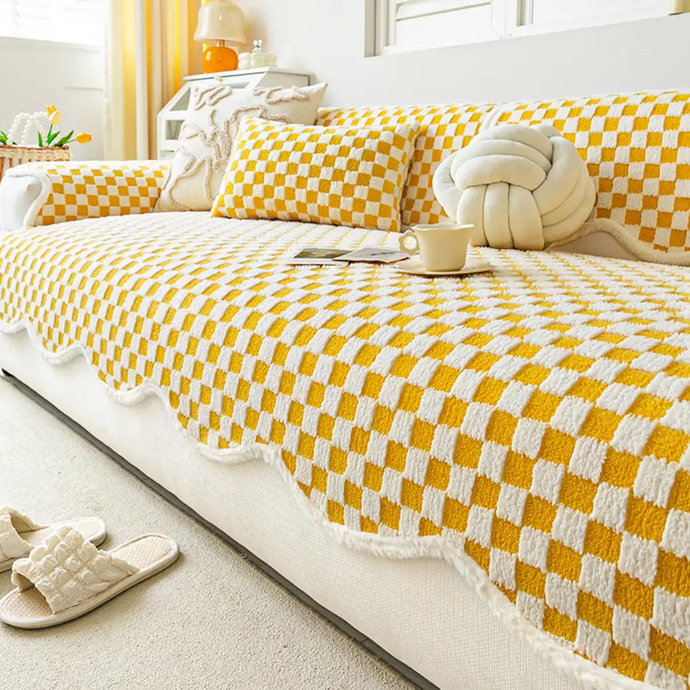 Classic Checkerboard Plush Comfortable Scratch-Resistant Non-Slip Sofa Cover