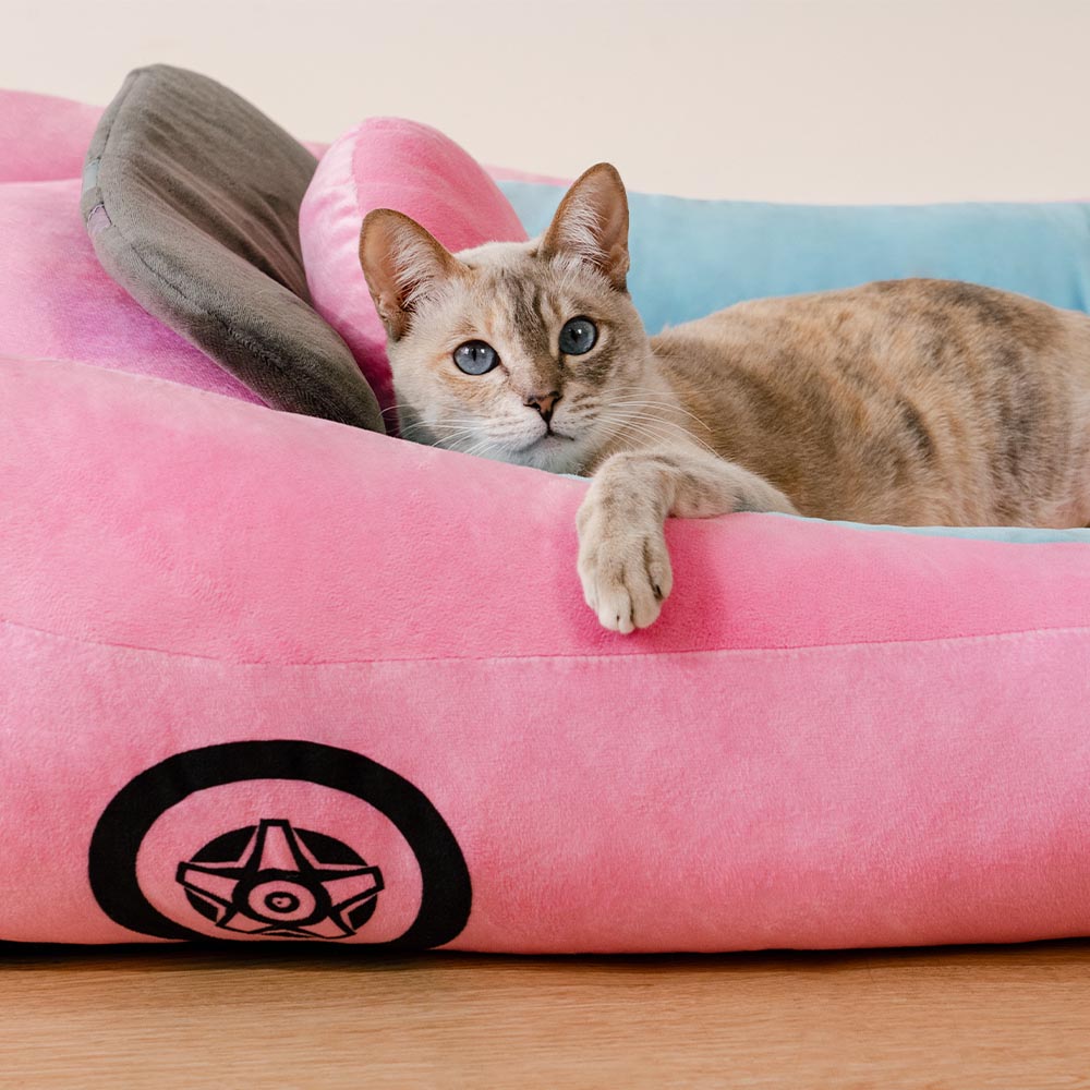 Classic Convertible Race Car Bolster Cat Bed - Fast&Fur