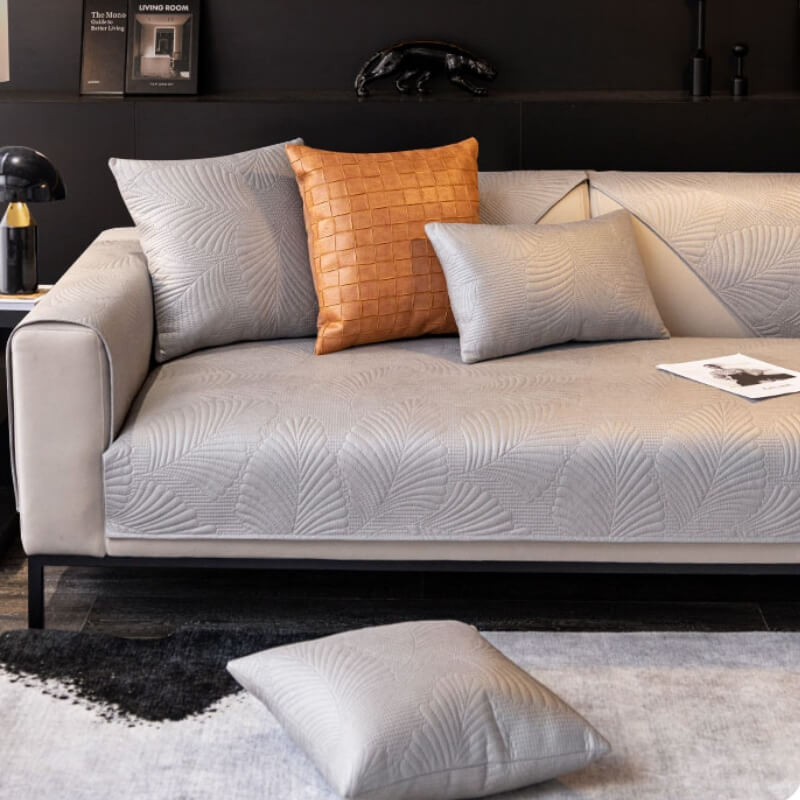 Comfort Deluxe Scratch-Resistant & Water-resistant Sofa Protector Sofa Cover