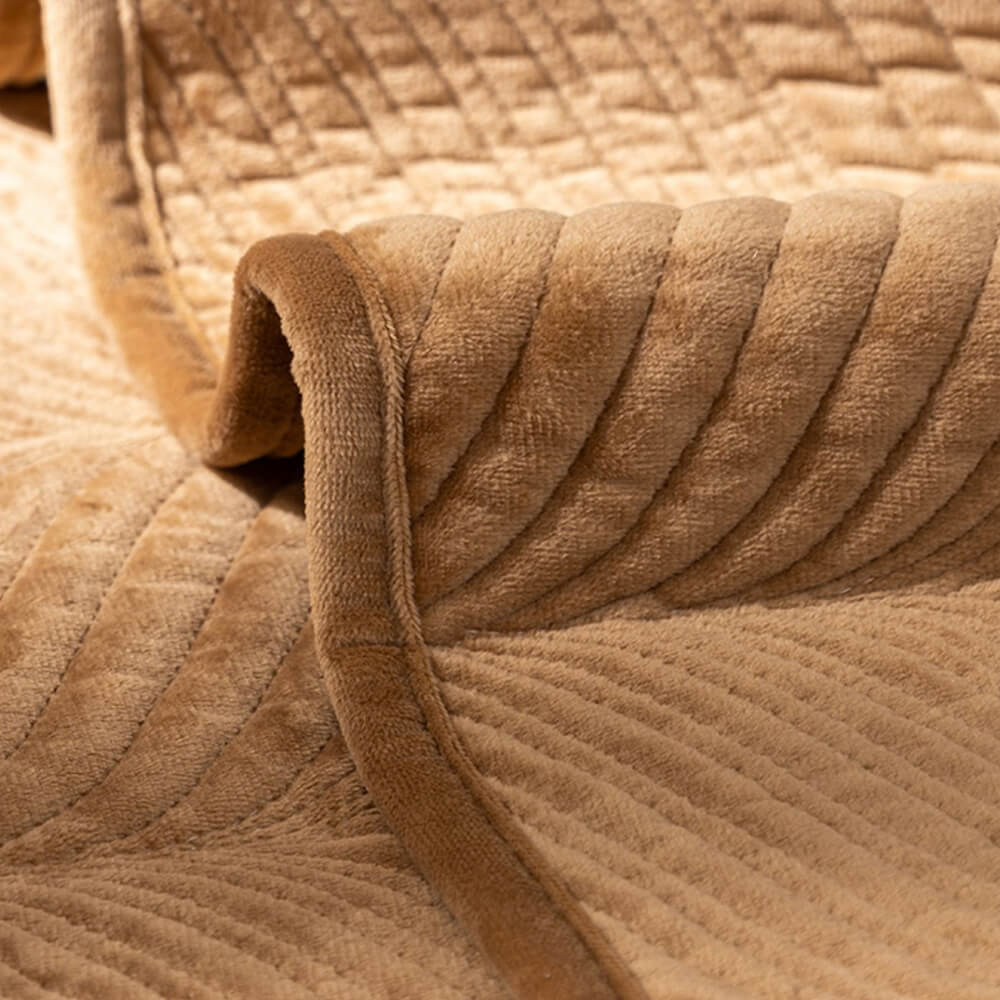 Leaf Patterned Plush Warm Non-Slip Sofa Cover
