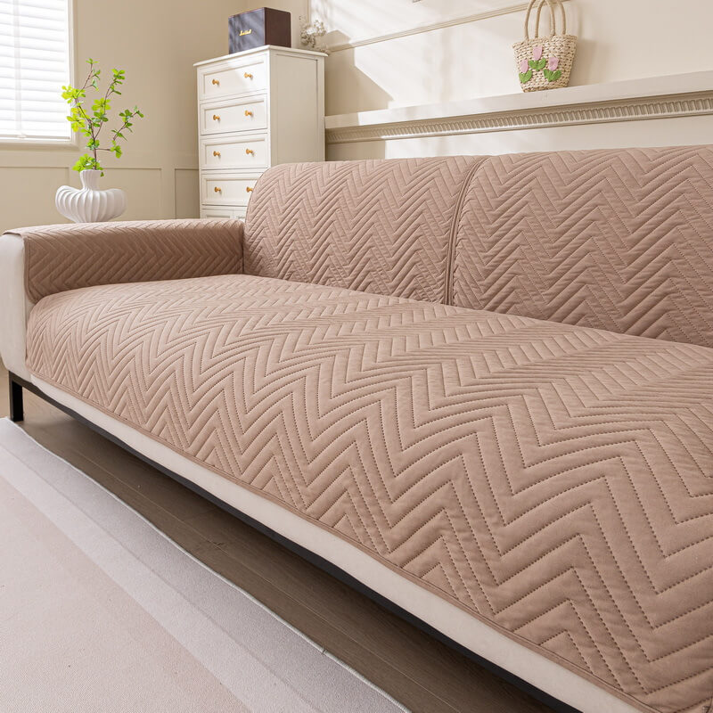 Water-resistant Durable Sofa Protector Pet-Friendly Non-Slip Couch Cover