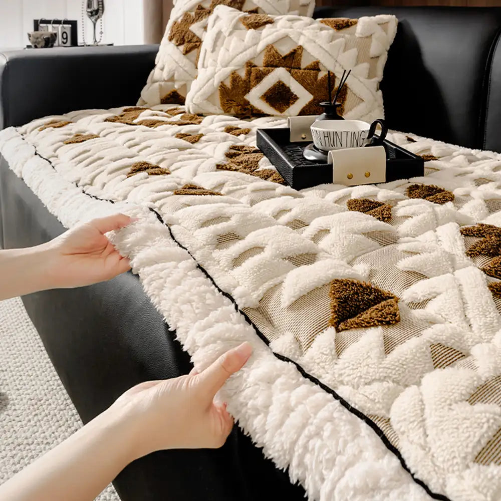 Retro Plush Diamond Pattern Scratch-Resistant Non-Slip Pet Mat Sofa Cover
