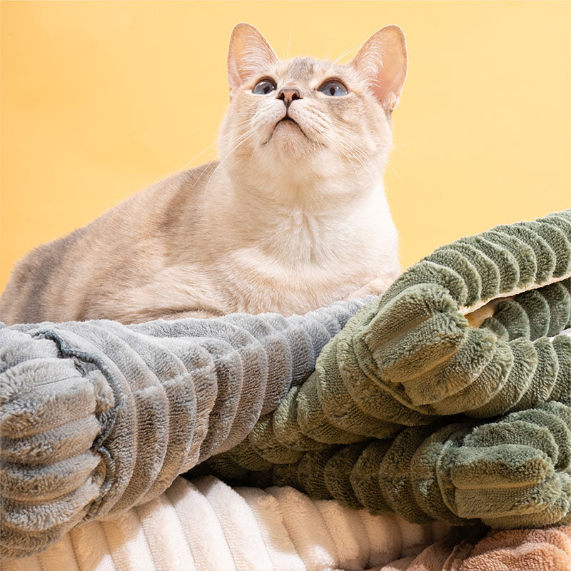 Make Waffle Biscuit Sofa Cover – Cozy Soft Flannel & Breathable Pet Mat