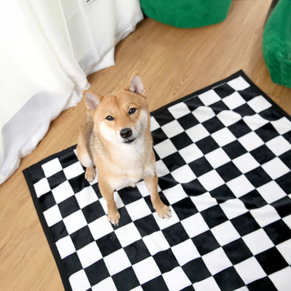 Trendy Wave Checkerboard Flannel Soft Dog Sleeping Blanket