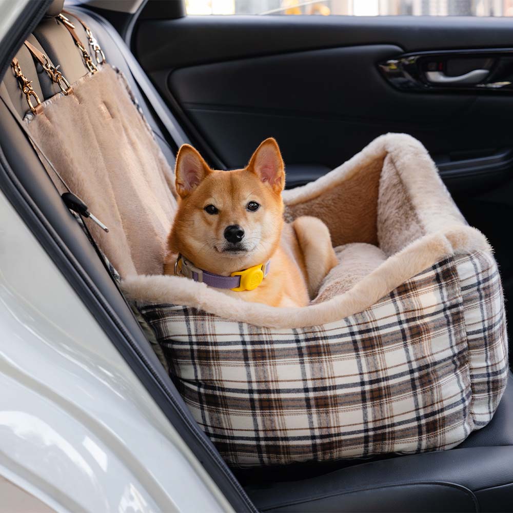 Grand siège d'auto rehausseur classique et moelleux pour chien, à garder en sécurité