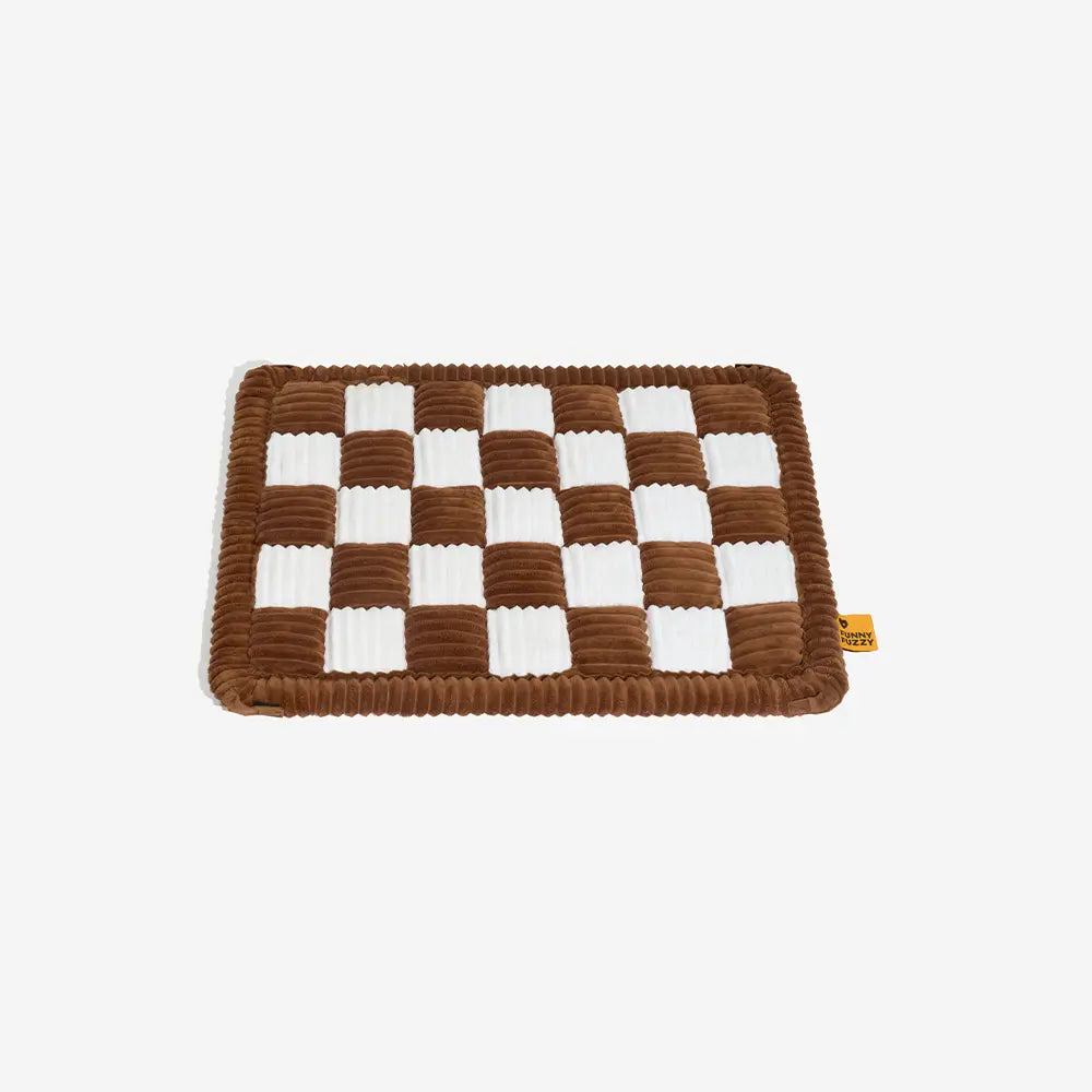 Cozy Plaid Non-Slip Dog Bed Mat for Car Seat Extender