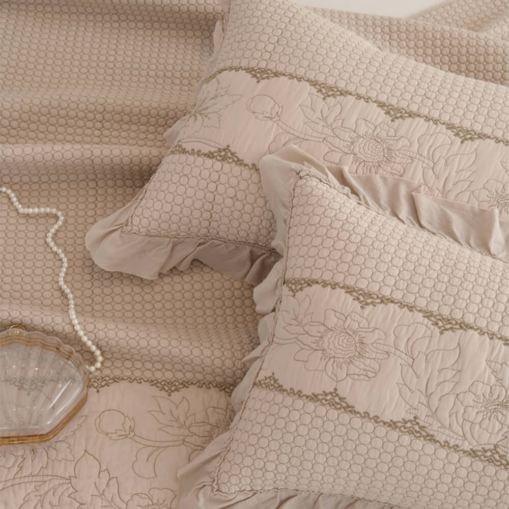 Ruffle Trim Soft Breathable Quilted Cotton Bedspread Set