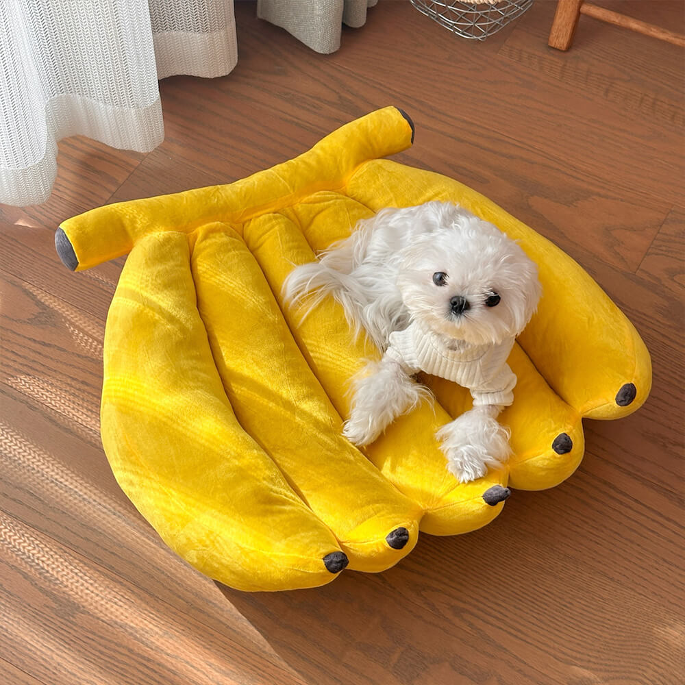 Soft and Adorable Pet Nest Banana Dog Bed