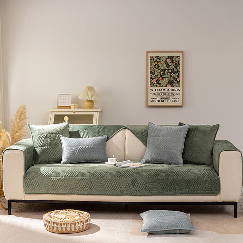 Leaf Patterned Plush Warm Non-Slip Sofa Cover