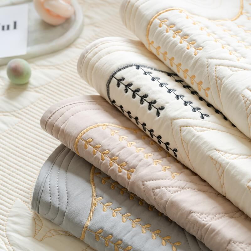 Cream Style Leaf Pattern Sofa Anti-Scratch Non-Slip Couch Cover