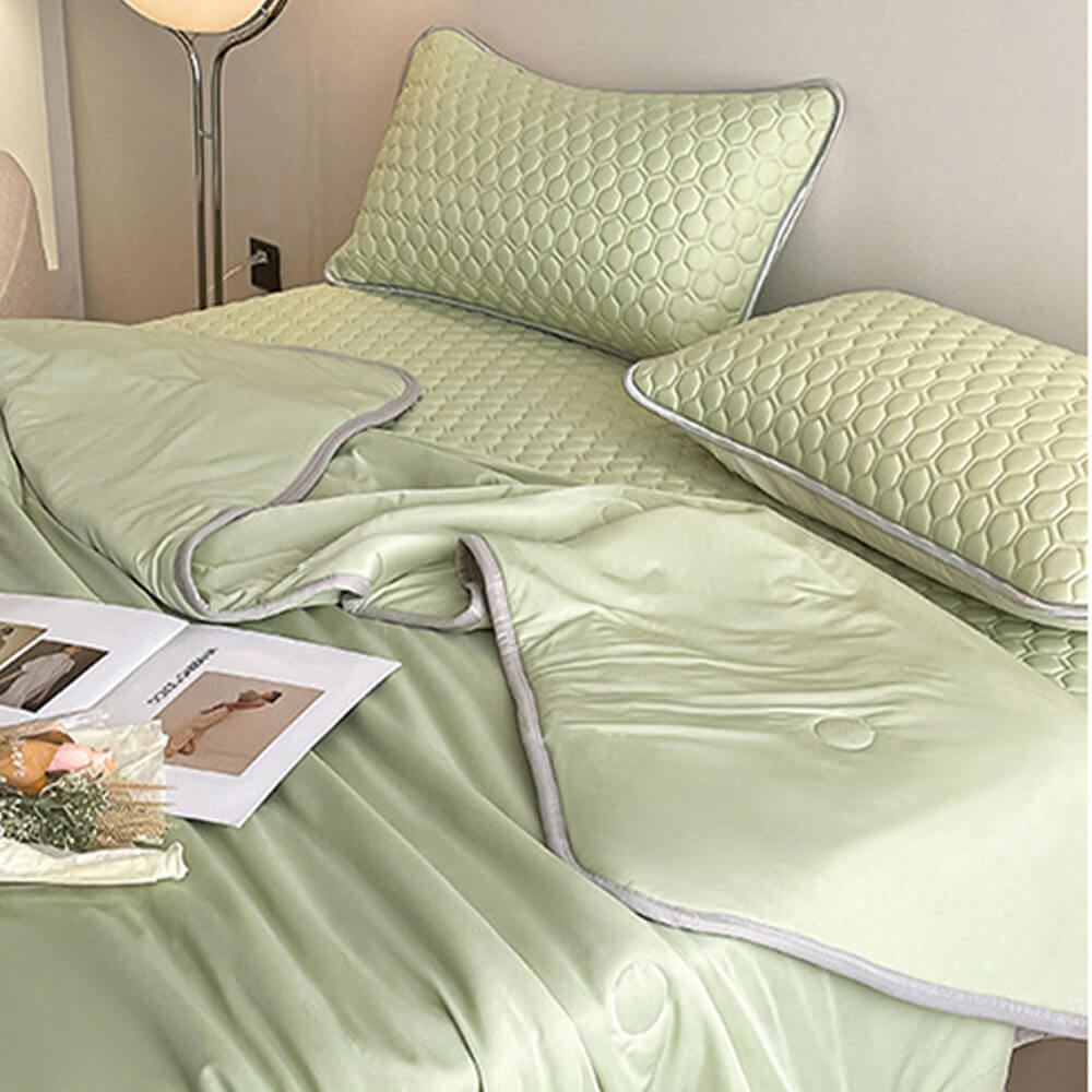 Solid Color Cooling Breathable Quilted Latex Bed Sheet Set with Mattress Protector