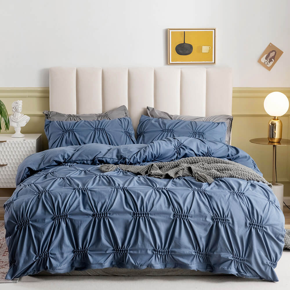 Elegant and Delicate Pintuck Bed Sheet Set