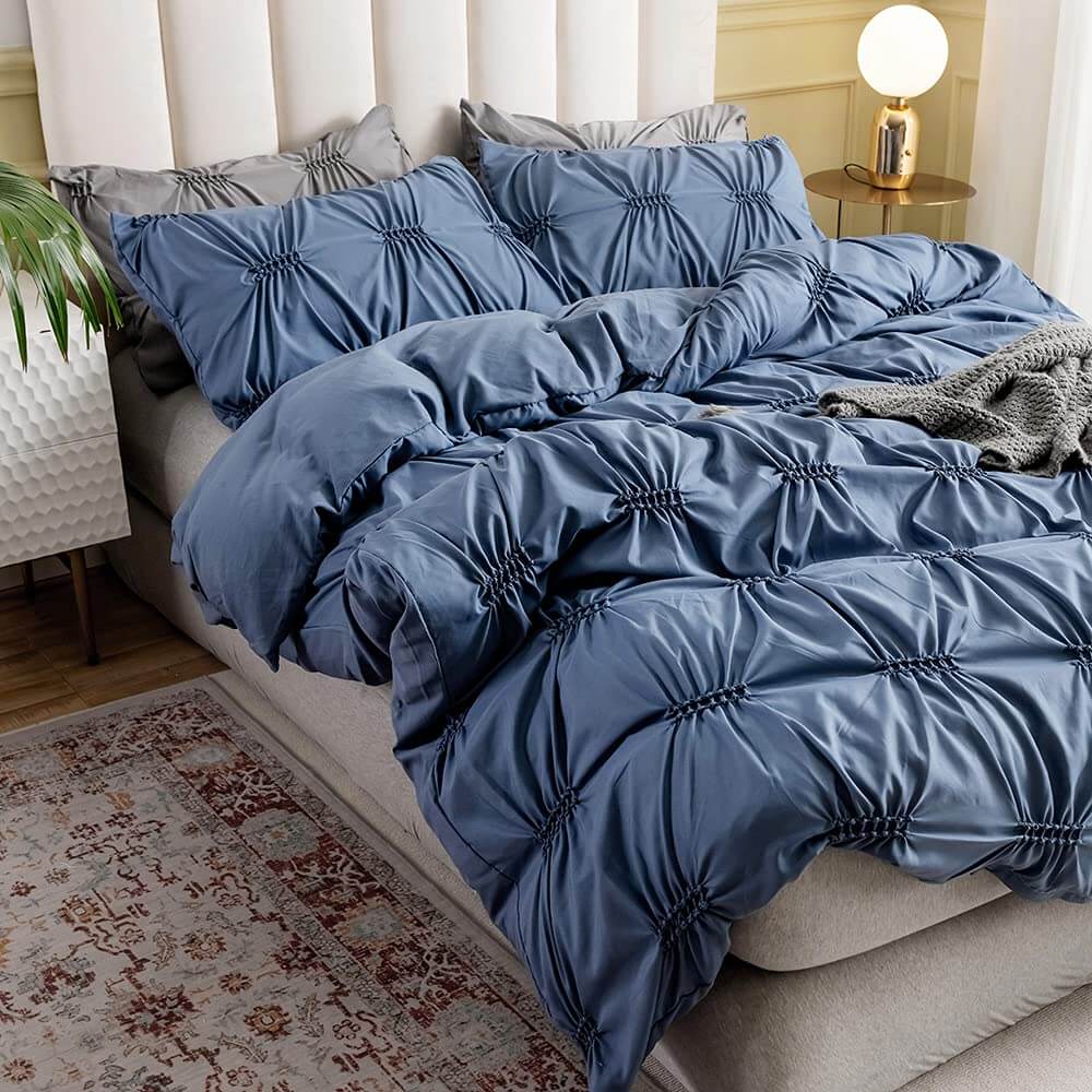 Elegant and Delicate Pintuck Bed Sheet Set