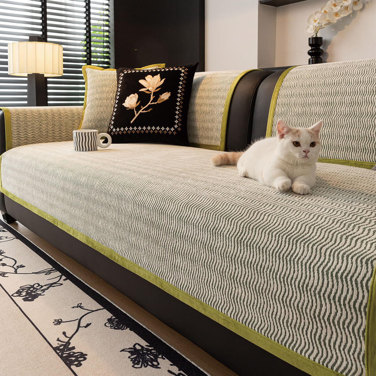 Light Luxury Chenille Breathable Fabric Scratch-Resistant Non-Slip Sofa Cover