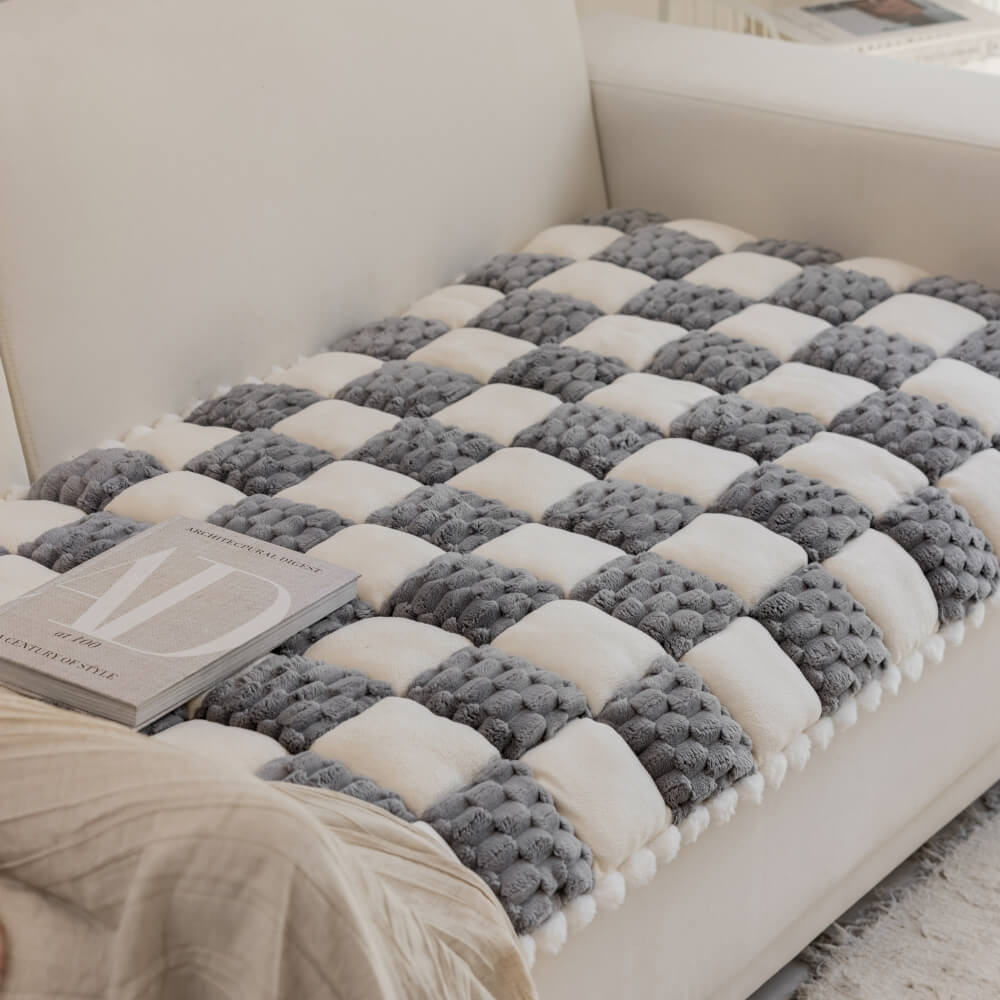 Plush Handmade Color Block Dog Mat Soft Sofa Protector Non-Slip Sofa Cover