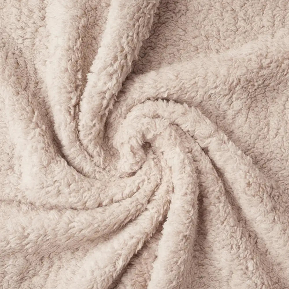 Polar Fleece Comfortable Warm Multifunctional Pet Blanket