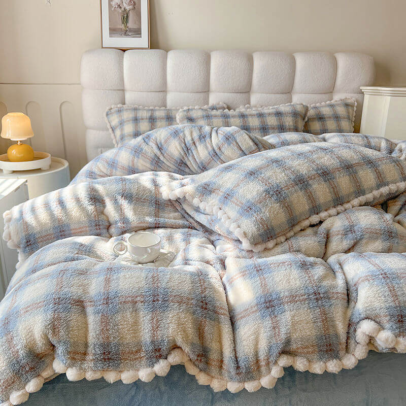 Trendy Fluffy Plaid Soft Plush Bed Sheet Set