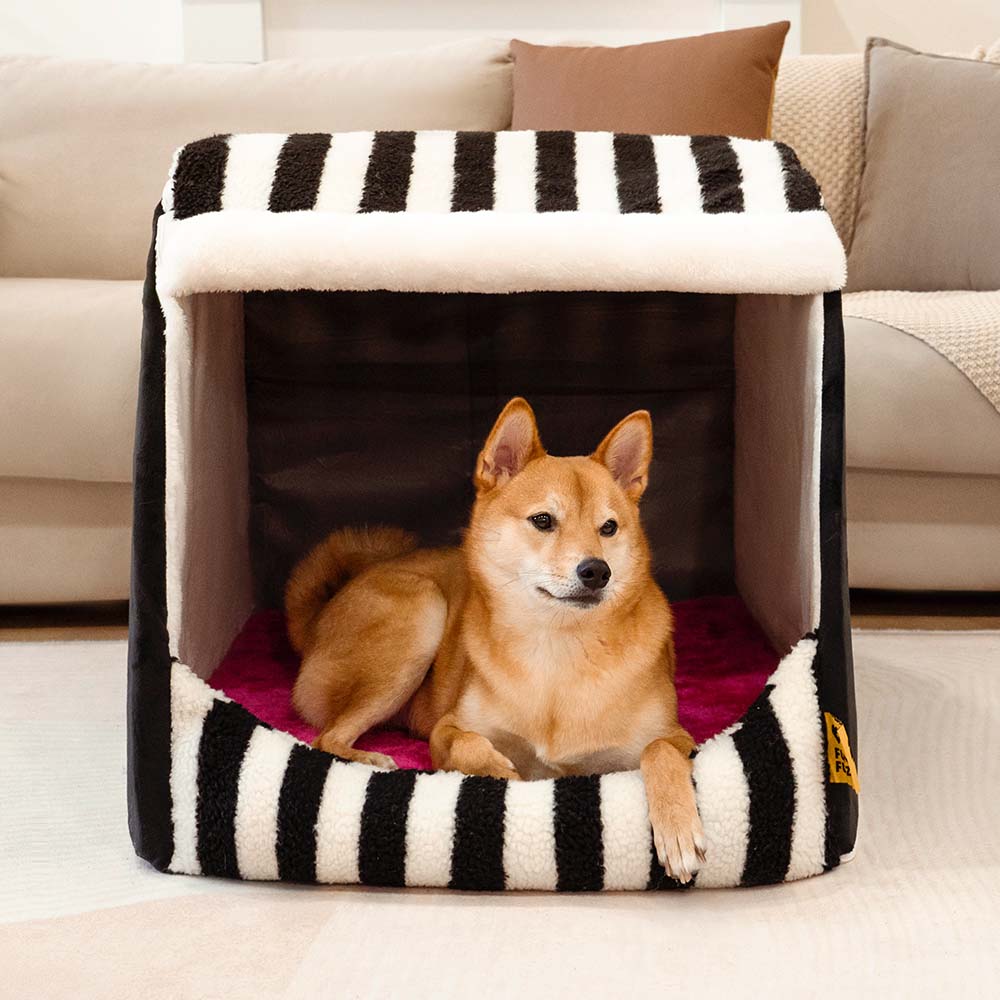 Lit orthopédique pour chien Trendy Stripe House - Cosy Hideaway