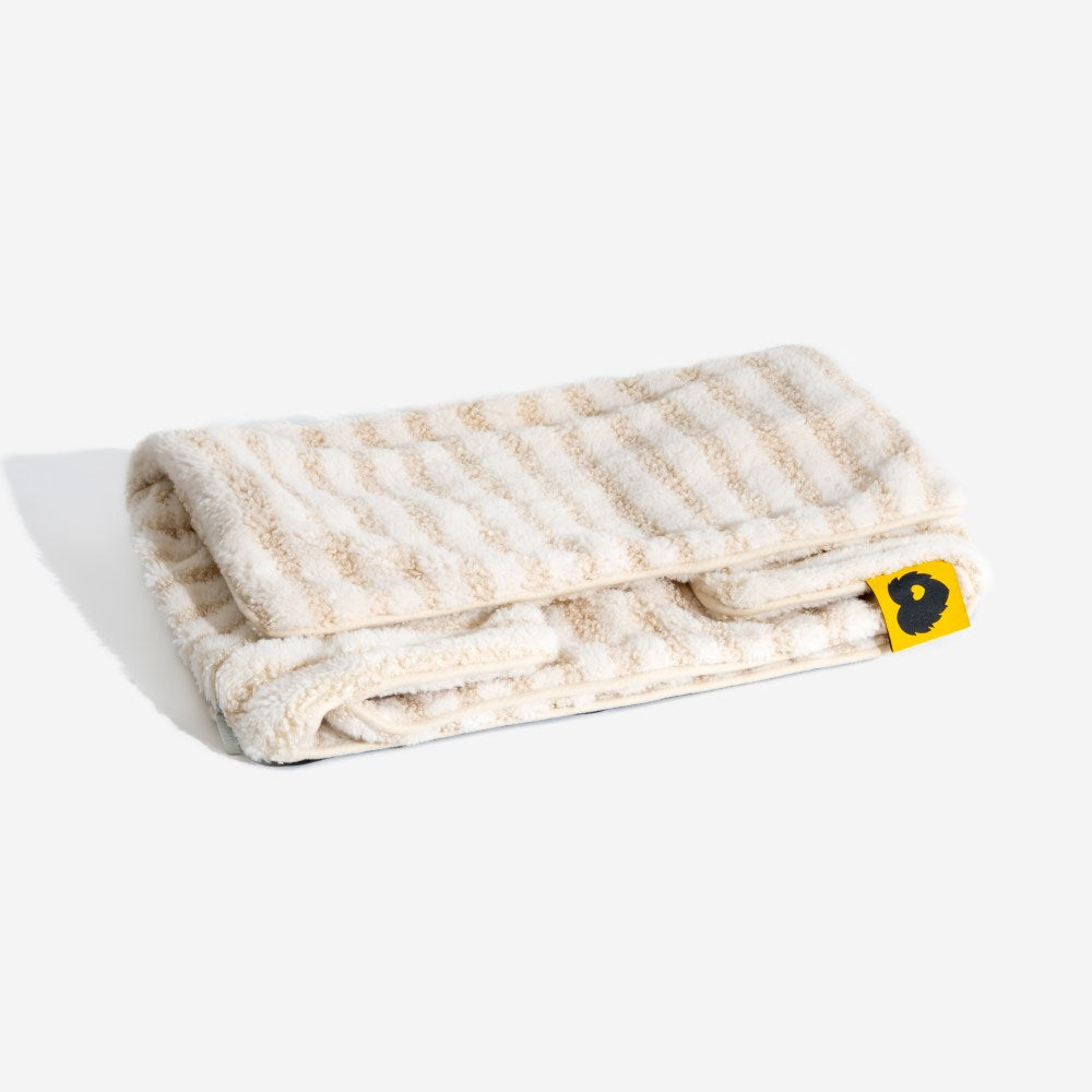 Trendy Striped Faux Lambswool Double Layer Dog & Cat Sofa Bed - Outdoor