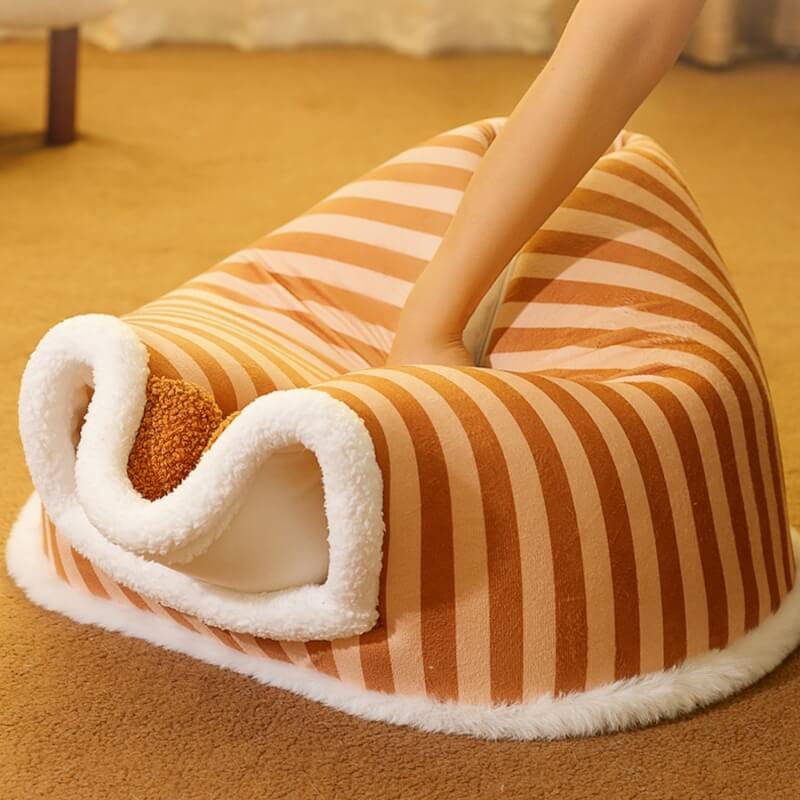 Semi-enclosed Plush Cat House Warm Cat Bed