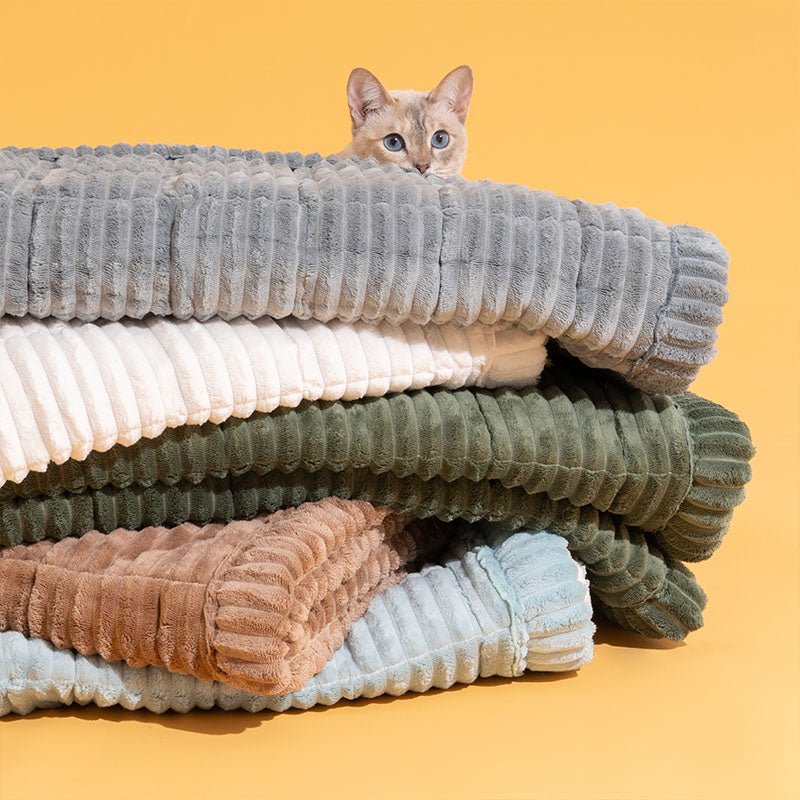 Make Waffle Biscuit Sofa Cover – Cozy Soft Flannel & Breathable Pet Mat